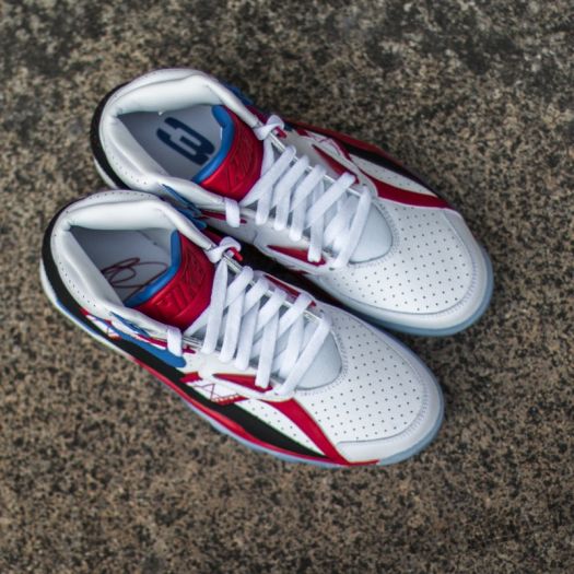 nike air trainer sc qs