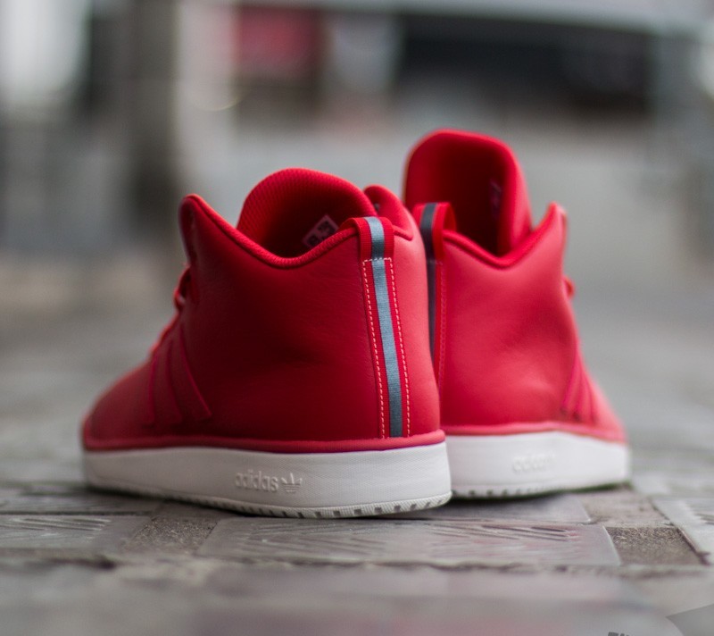 Adidas veritas deals mid rosse