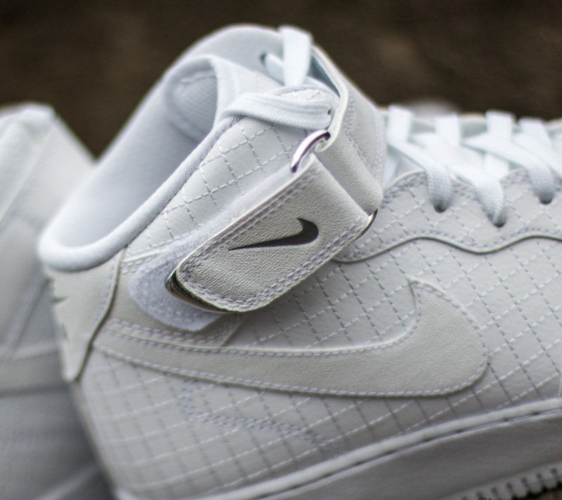 Buty męskie Nike Air Force 1 Mid ´07 LV8 White/ White