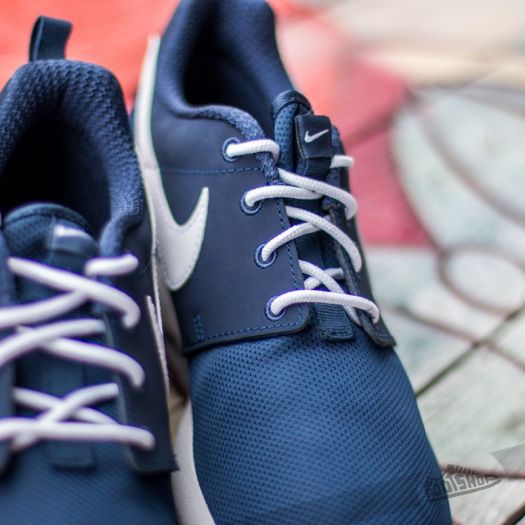 nike roshe one navy