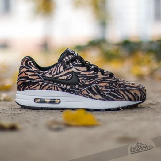 Air max 1 zebra on sale