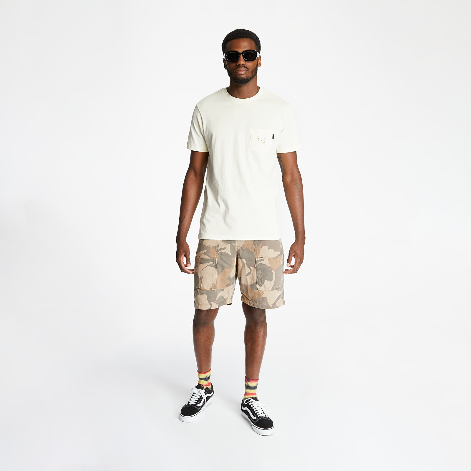 T-Shirts HUF Central Park Pocket Tee Cream