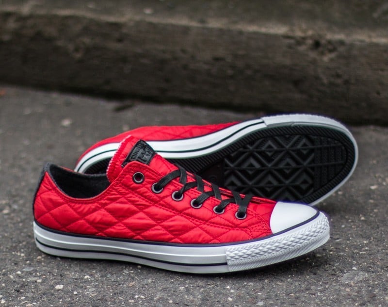 Converse casino red online