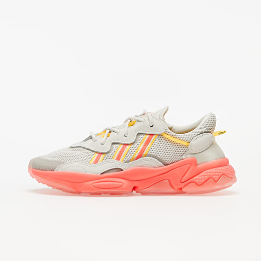 adidas Ozweego W
