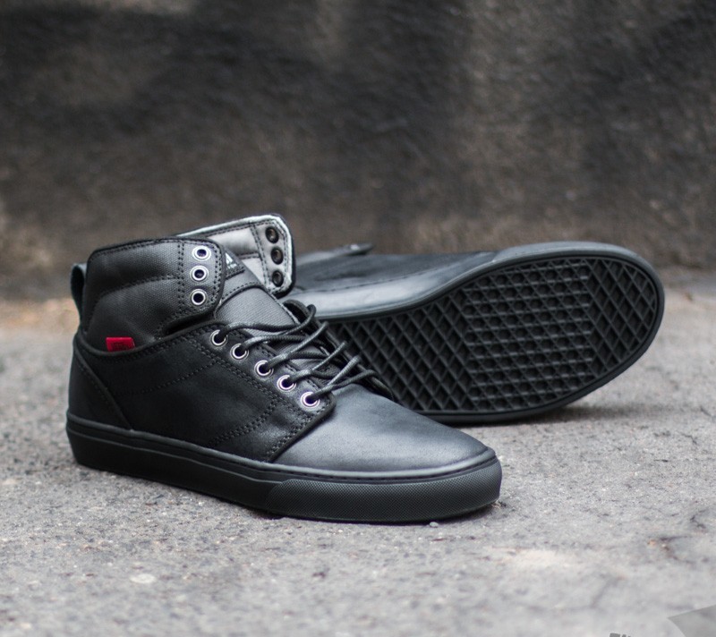 Vans alomar black clearance