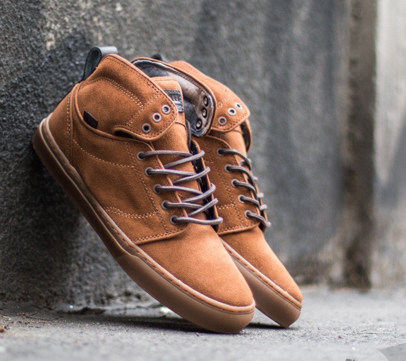 vans alomar black gum
