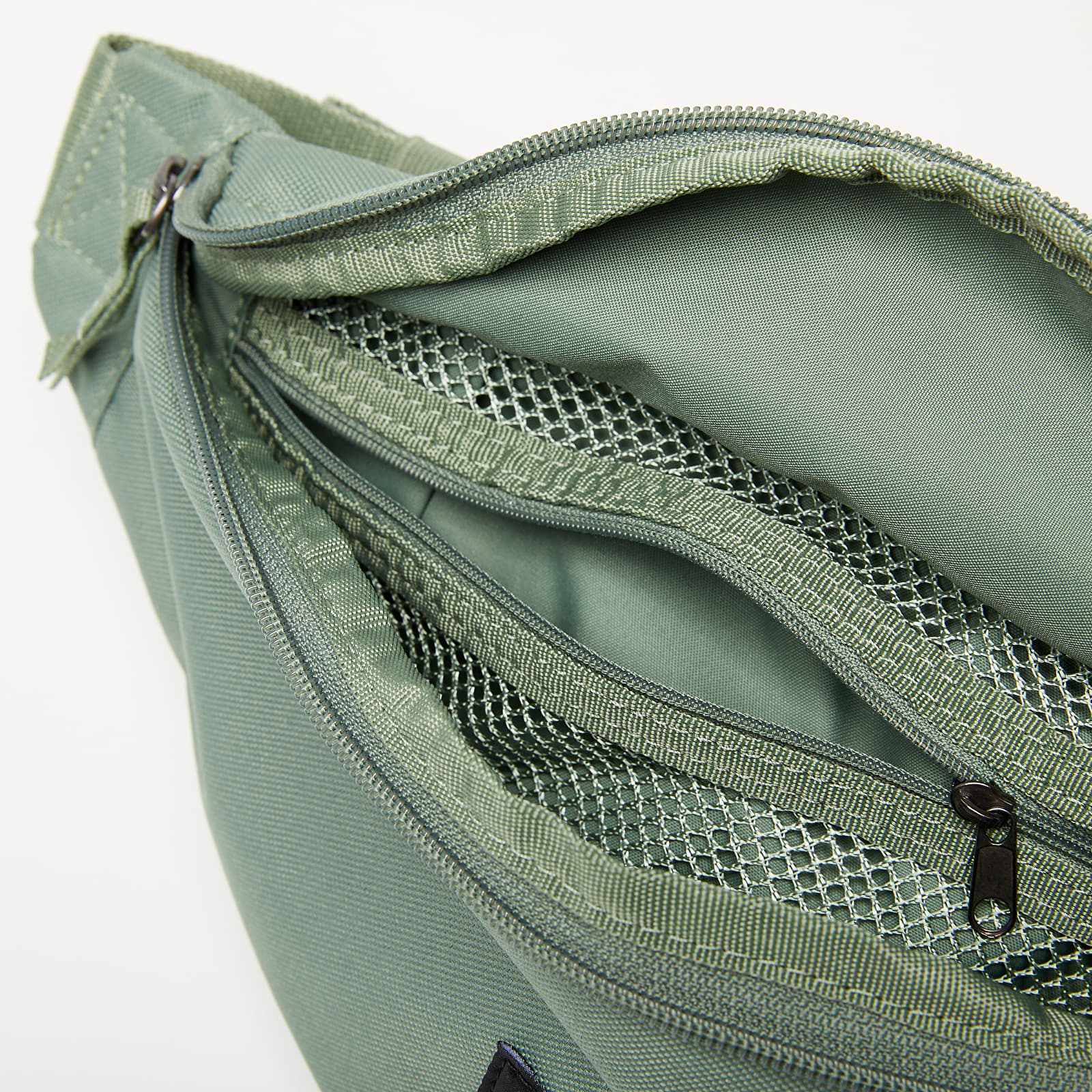 Gürteltaschen Nike SB Heritage Skate Hip Pack Spiral Sage/ Spiral Sage/ White