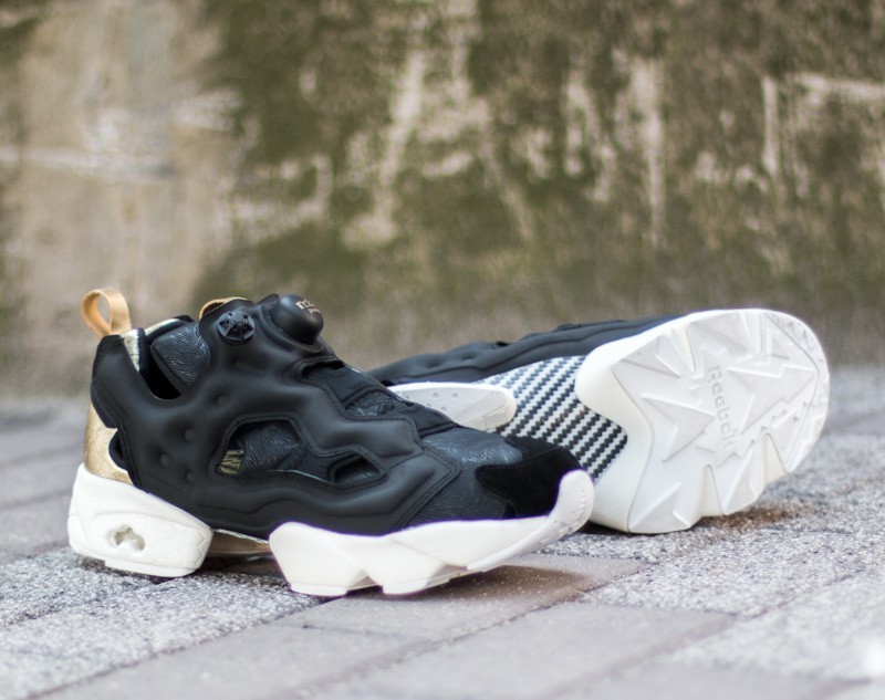 Dámske topánky a tenisky Reebok Instapump Fury PM Black/White