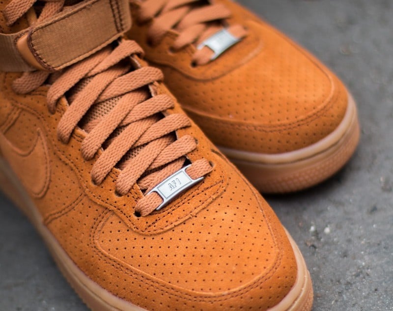 Ženski čevlji Nike Wmns Air Force 1 HI Suede Tawny/ Tawny