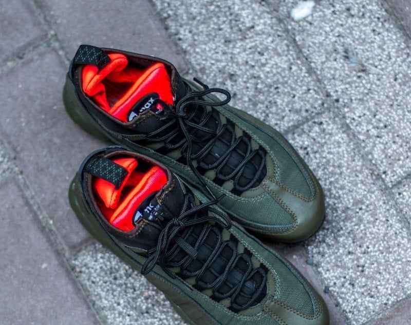 Zapatillas Hombre Nike Air Max 95 Sneakerboot Dark Loden/ Black Khaki-Bright Crimson