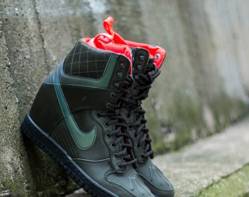 Moteriška avalynė Nike W Dunk Sky Hi 2 SneakerBoot Reflect Sequoia/ Bright Crimson- Mint- Black