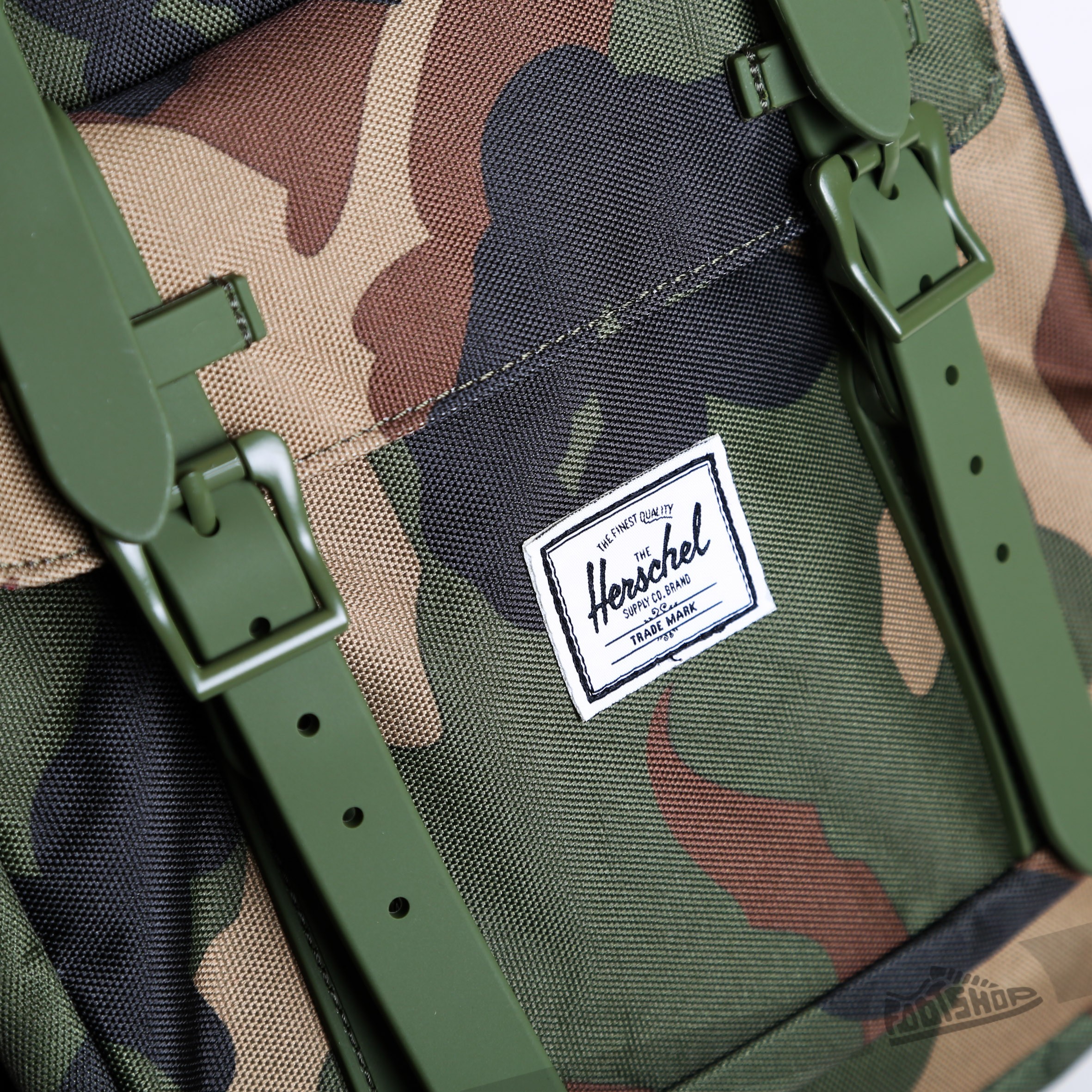 Herschel little america woodland camo discount