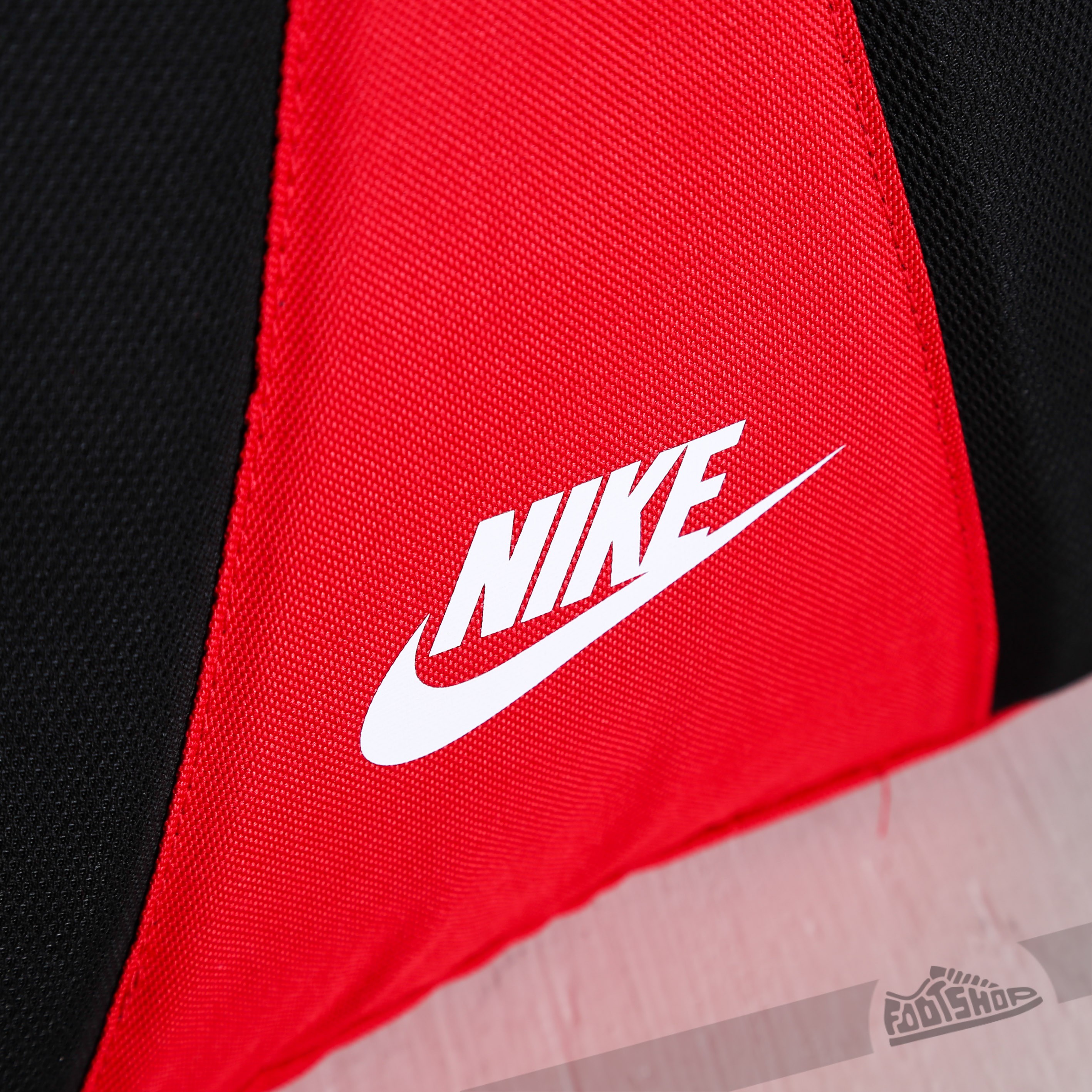 Nike hayward store futura backpack red