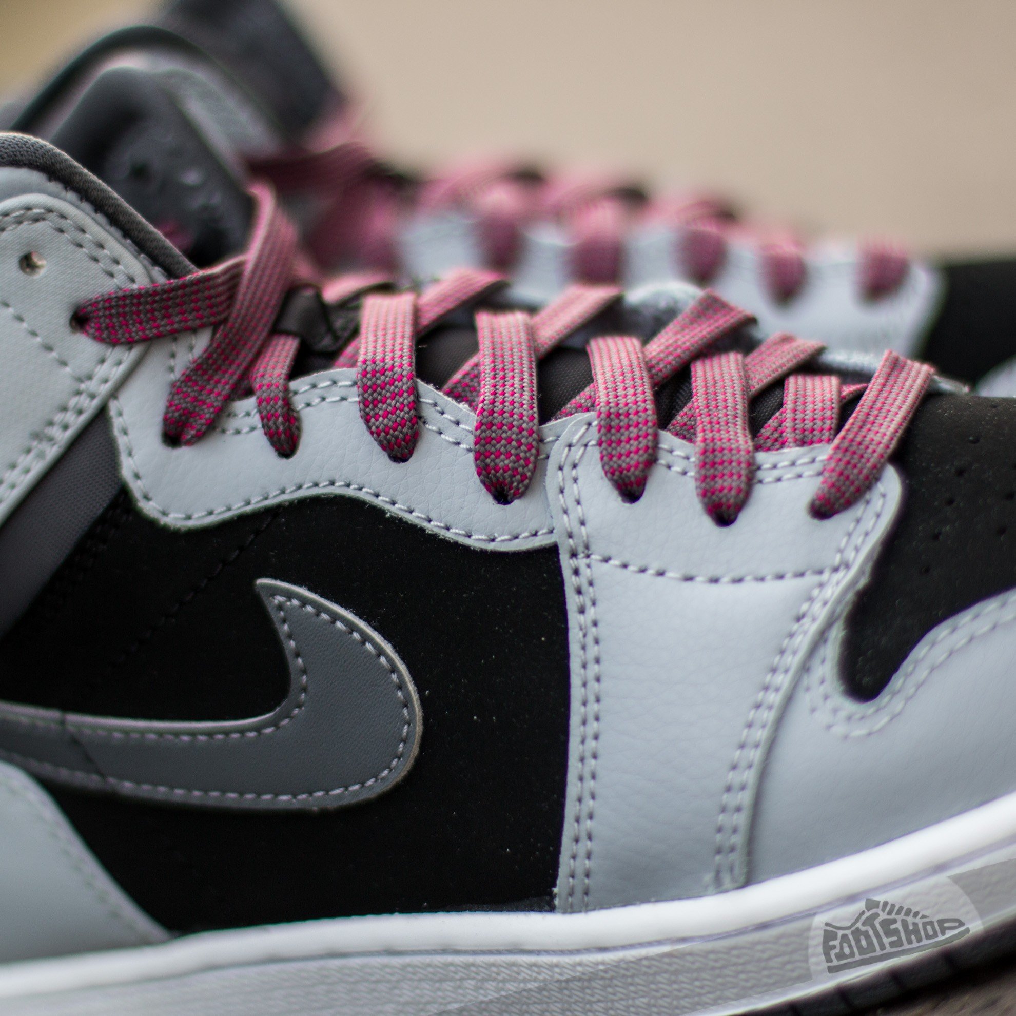 Naisten kengät Air Jordan 1 Retro High (GG) Wolf Grey/ Sport Fuchsia-Black-Dark Grey