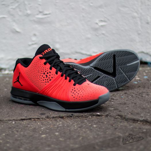 Jordan 5 AM
