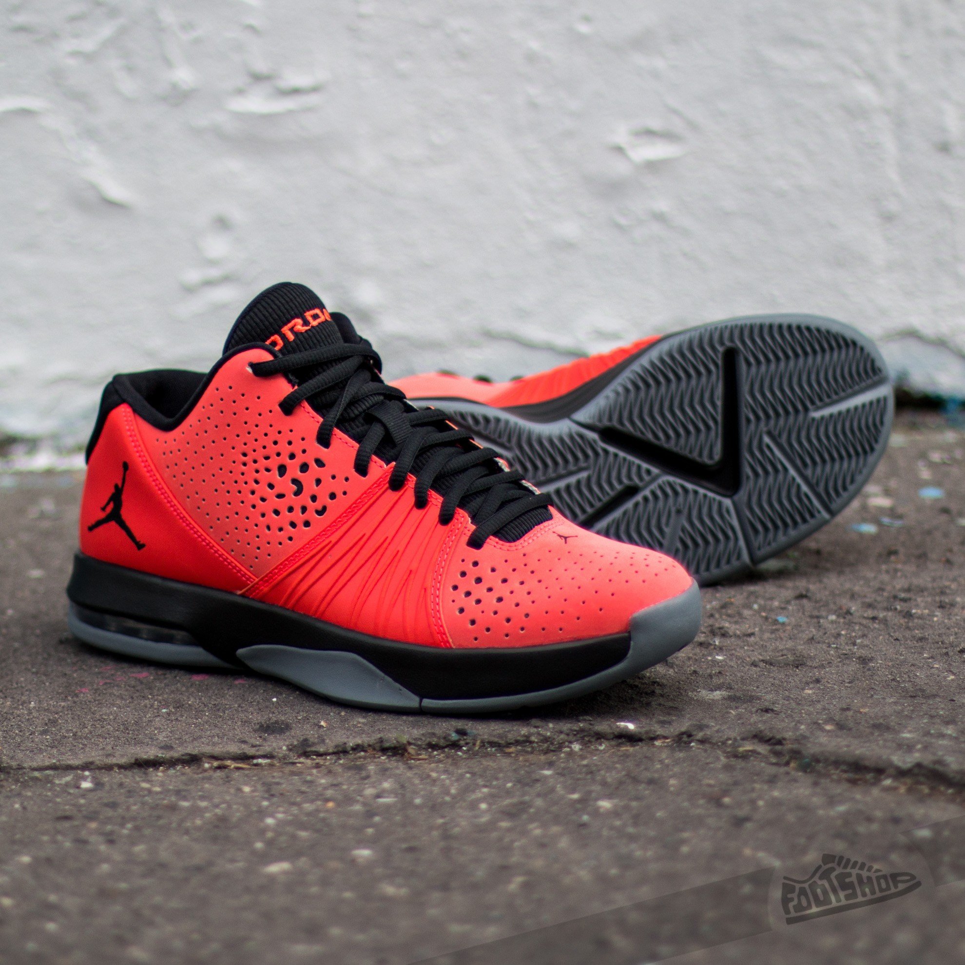 Jordan 5 am black and red online