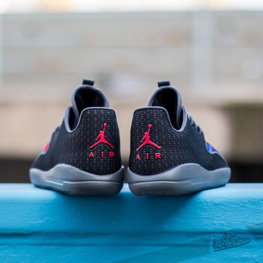 Chaussures et baskets homme Jordan Eclipse Black/ University Red