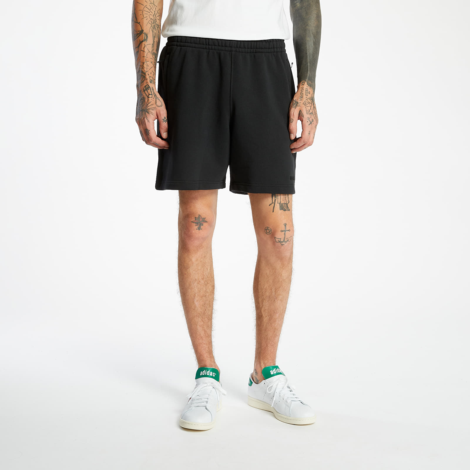 Adidas x pharrell shorts 2025