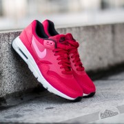 Nike W Air Max 1 Ultra Essentials Gym Red/ Gym Red- Black- Sail