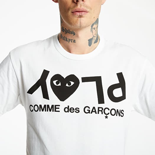 Black play comme 2024 des garçons t-shirt (white)