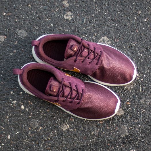 Roshe run outlet hombre marron