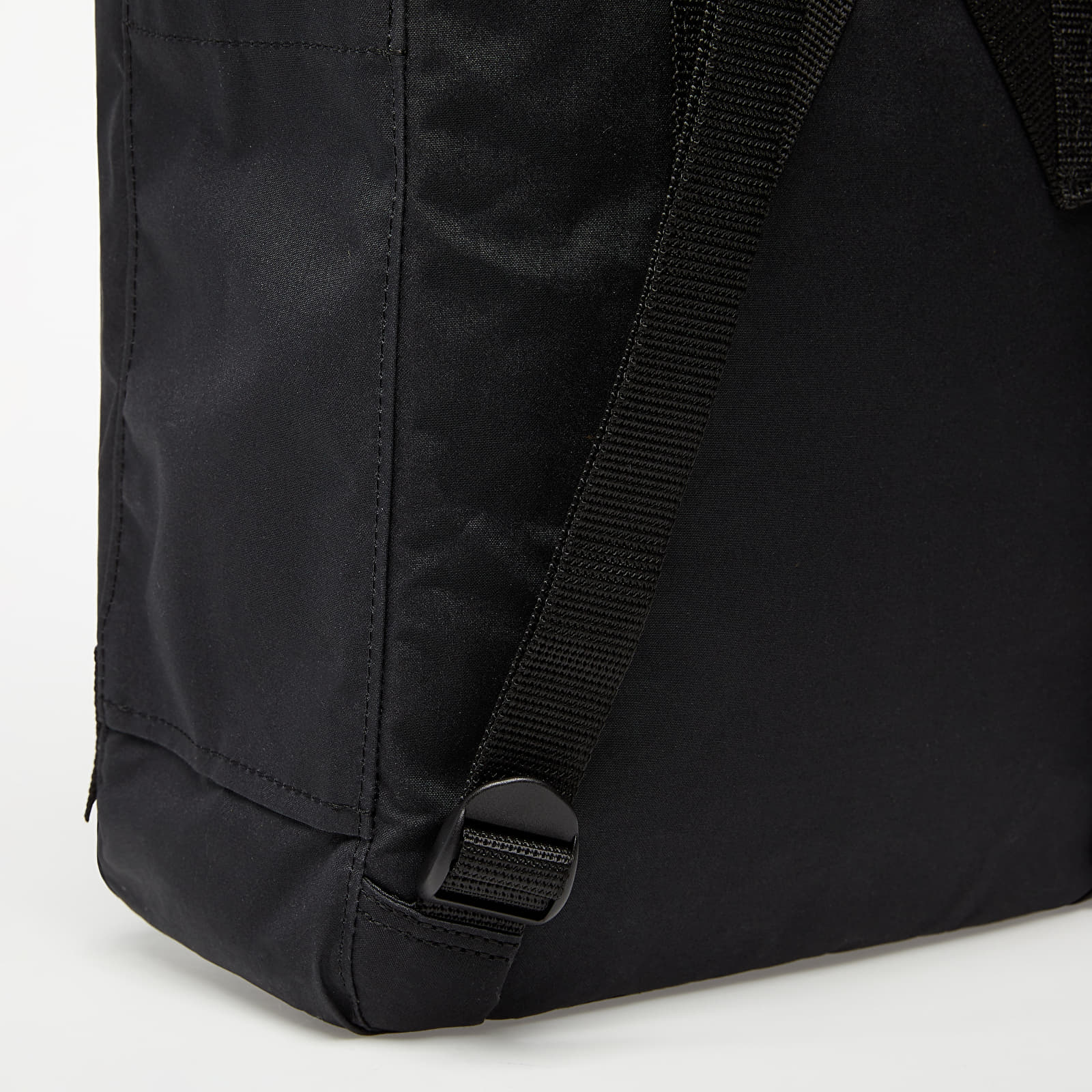 Hátizsákok Fjällräven Kånken Black