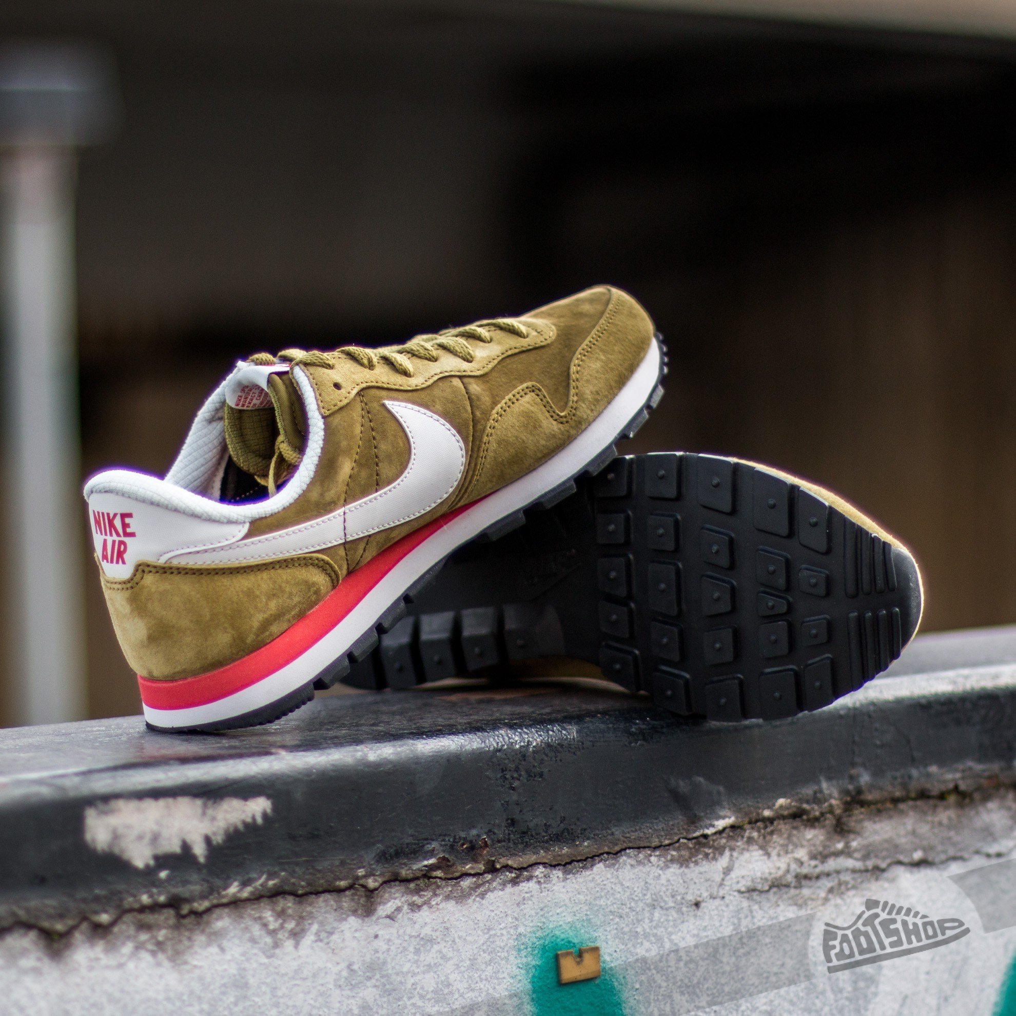 Мъжки кецове и обувки Nike Air Pegasus 83 Ltr Camper Green/ Night Silver- Melt Green