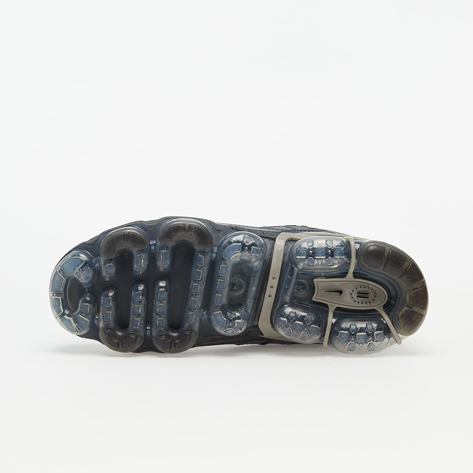 Stone grey vapormax 2025