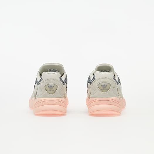 adidas Falcon W