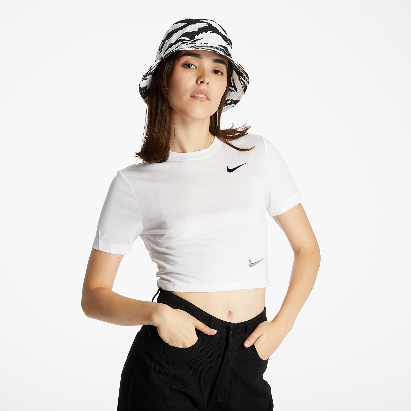 Tricouri  Nike Sportswear Slim Fit Crop Top White/ Black