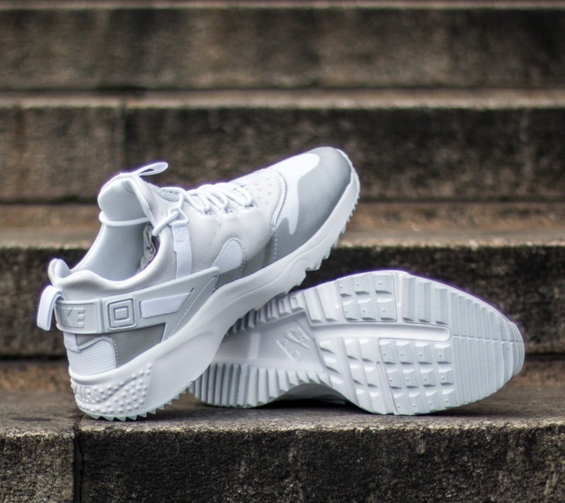 Huarache utility white best sale