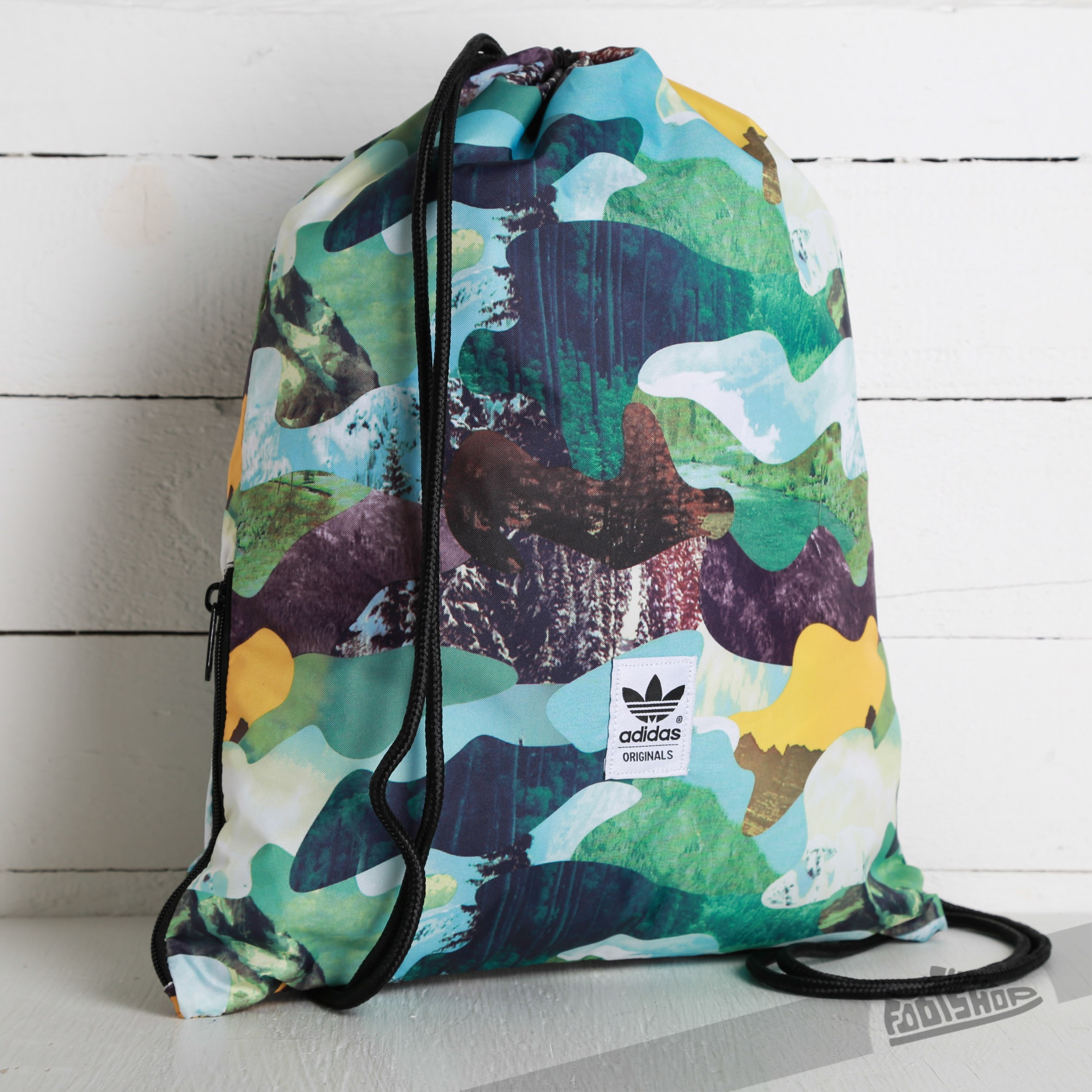 Mochilas para el gimnasio adidas Mount Gymsack Multicolour/ Dark Violet/  STFAGO