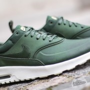 Nike thea shop premium green