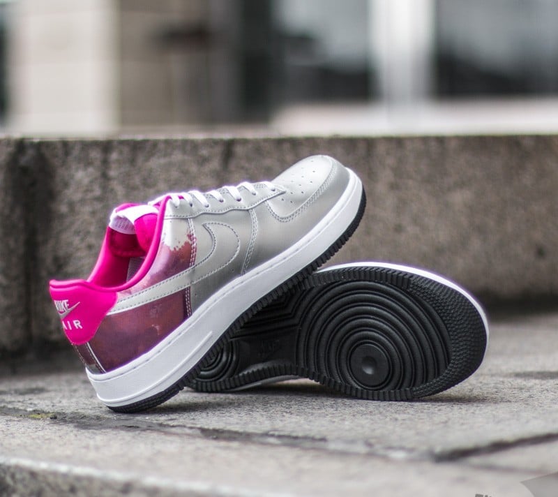 Women s shoes Nike Wmns Air Force 1 07 PRM QS Metallic Silver Fireberry Footshop