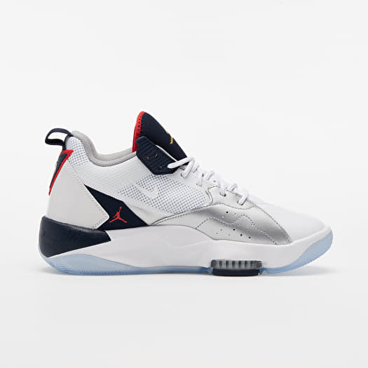 NIKE★JORDAN ZOOM 92★白/OBSIDIAN/TRUE RED/LLIC SILVER White Jordan Jordan Zoom '92 | SVD