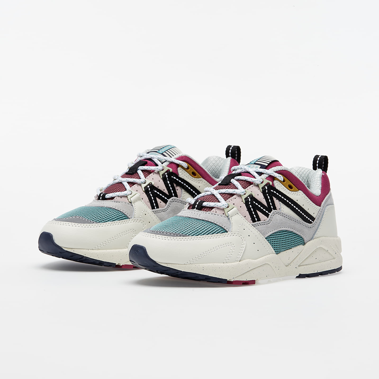 Skor för män Karhu Fusion 2.0 Lily Lily/ Gray Violet