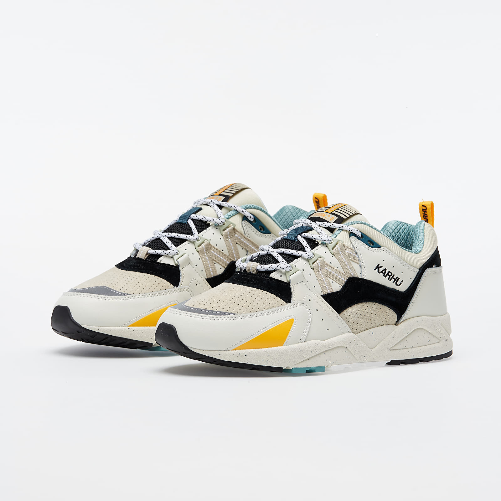 Herren Sneaker und Schuhe Karhu Fusion 2.0 Lily White/ Jet Black