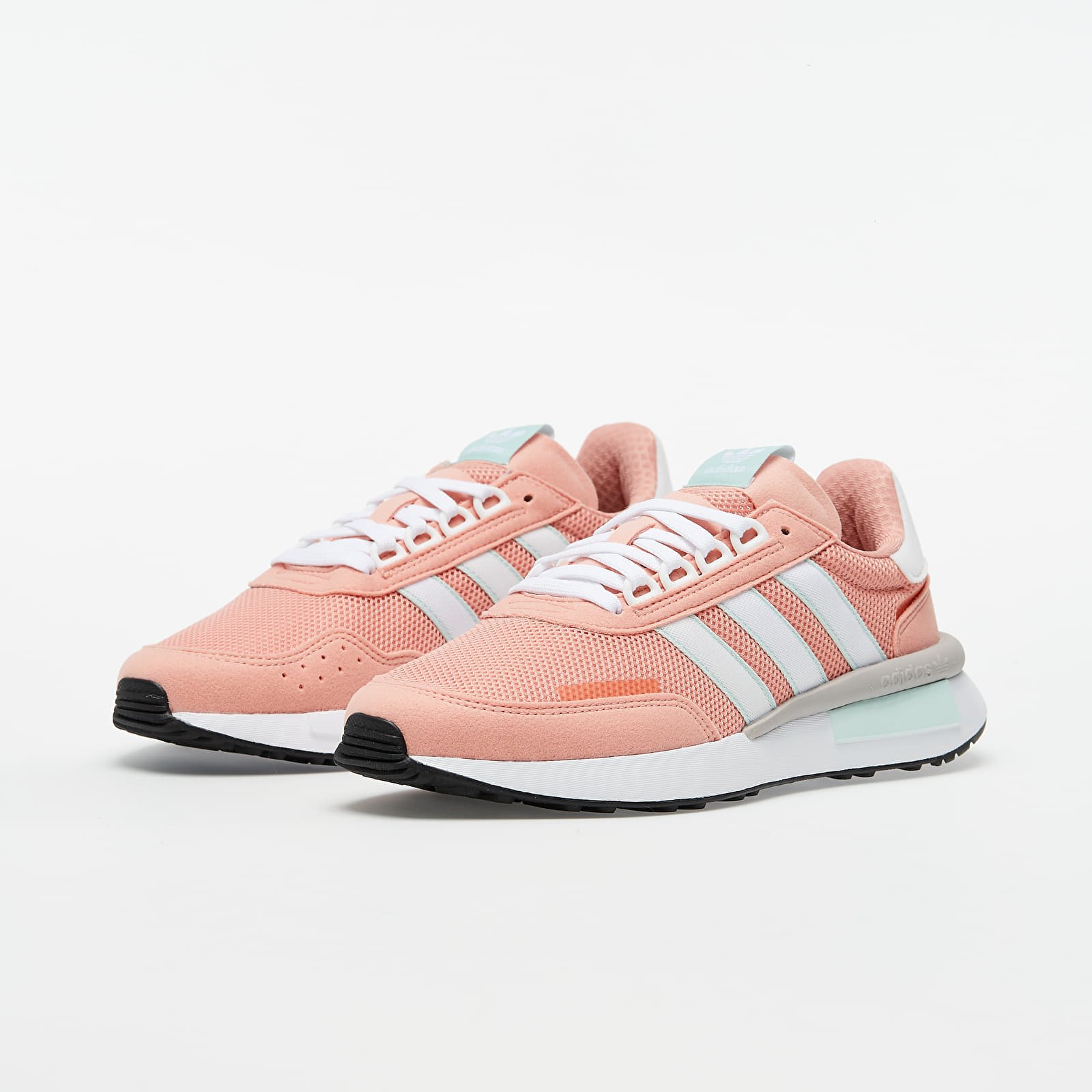 Women s shoes adidas Retroset W Trace Pink Ftw White Ice Mint Footshop