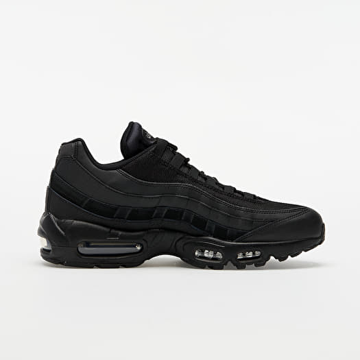 Black nike air discount max 95 essential