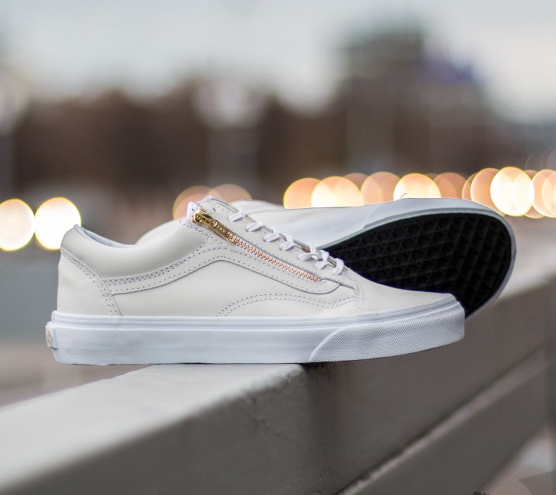 White hot sale gold vans