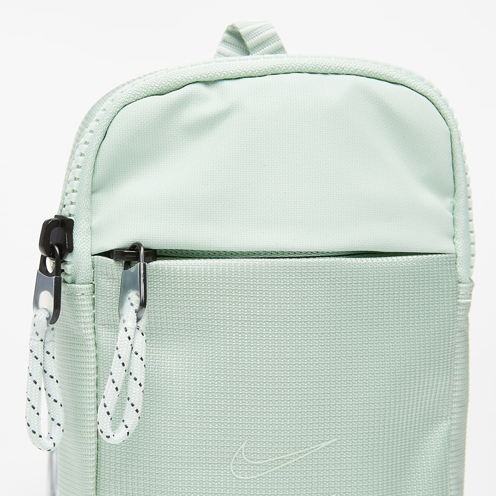 Bags backpacks Nike Sportswear Essentials S Hip Pack Pistachio