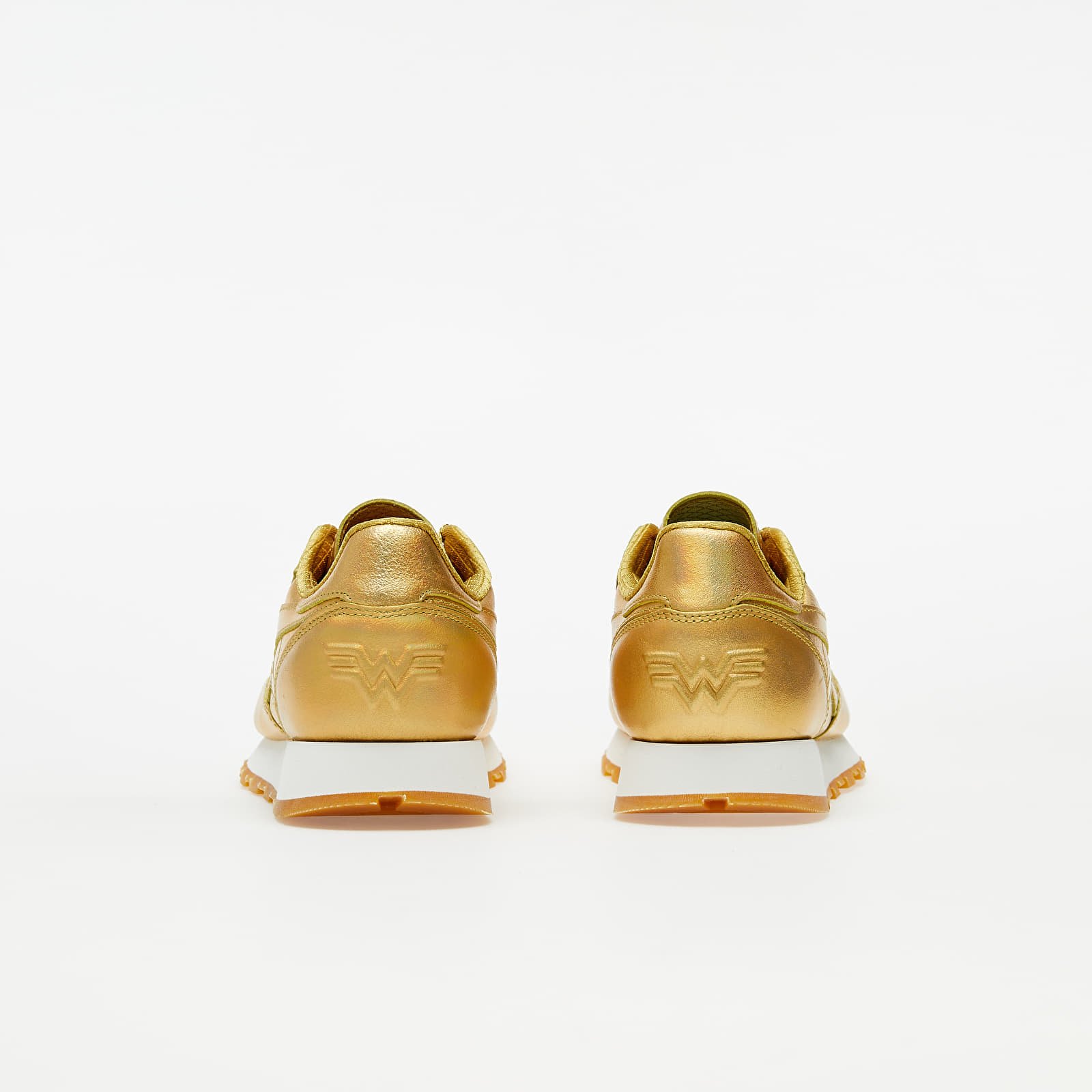 Herren Sneaker und Schuhe Reebok x Wonder Woman Classic Leather MU Gold Metalic/ Gold Metalic/ Gold Metalic