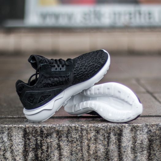 Frauen adidas Tubular Runner W Core Black Core Black Ftw White Footshop