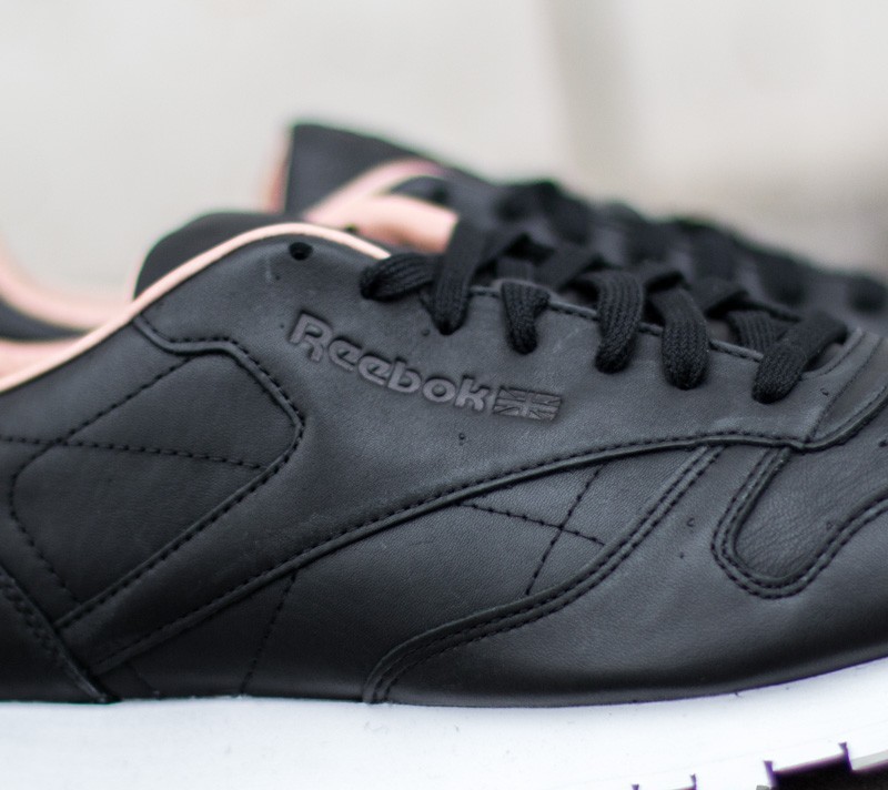 Men s shoes Reebok Classic Leather PN Black White Footshop