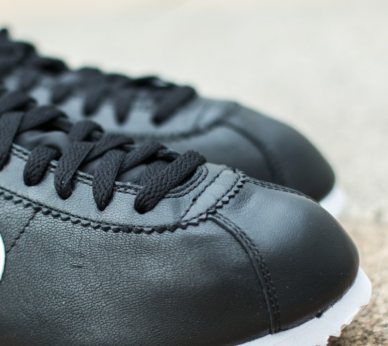 Miesten kengät Nike Classic Cortez Premium Black/ White-Neutral Grey