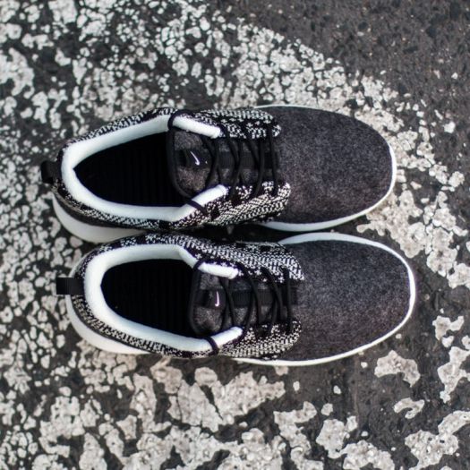 Roshe chukka discount