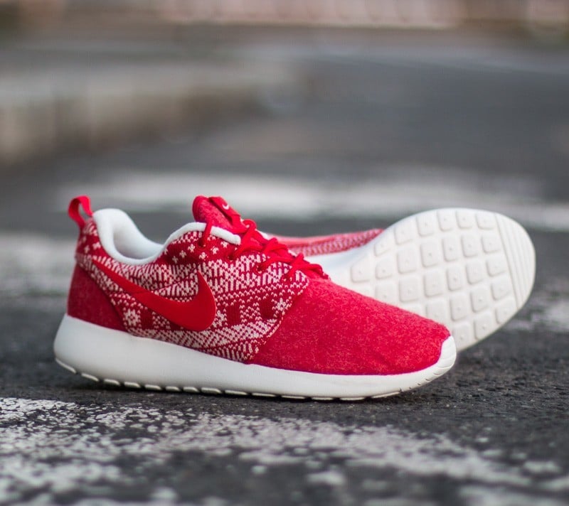 Red 'roshe one womens on sale