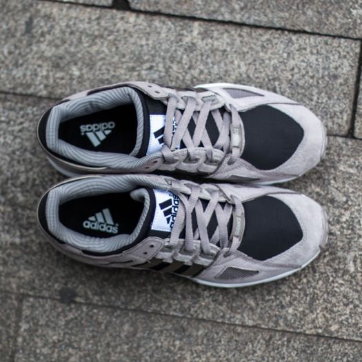 Adidas superstar grey feather top