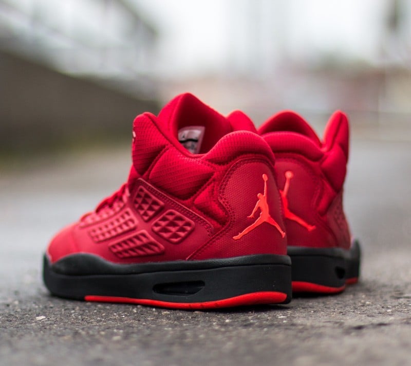 Red jordans new top
