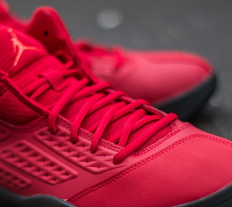 the new jordan gym shoes